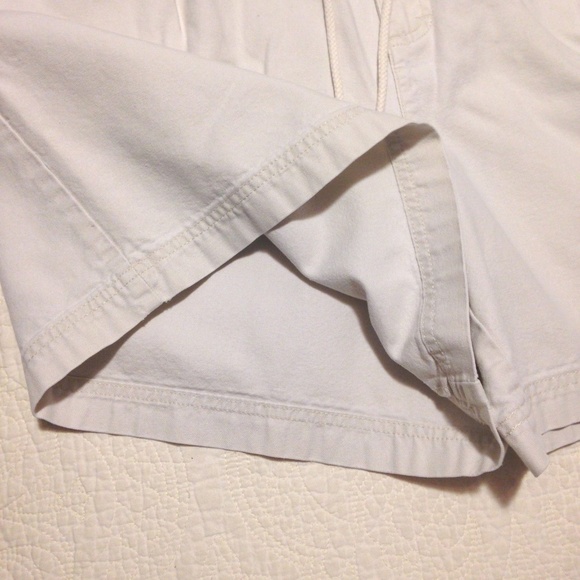 Eddie Bauer Shorts Ivory Drawstring Waist Zipper - Picture 3 of 8